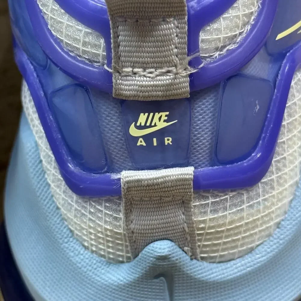 Nike Lebron 19 Easter Aura Citron Blue DD0418 432 Size 4 Youth EUC